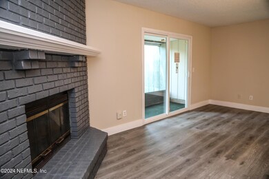 5638 Bennington Dr, Jacksonville, FL 32244 - photo 5