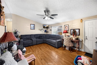 2851 S La Cadena Dr unit 26, Colton, CA 92324 - photo 7