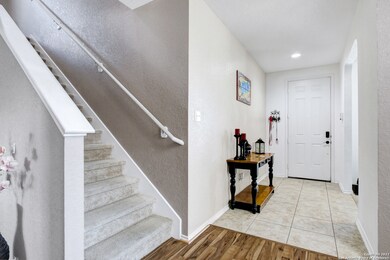 9015 Canter Horse, San Antonio, TX 78254 - photo 4