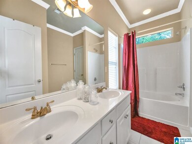 4504 Cantebury Ln, Center Point, AL 35215 - photo 7