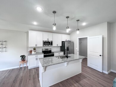 540 Columbine St, Rogersville, MO 65742 - photo 7