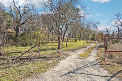 230 Cade Loop, Ingram, TX 78025 - photo 4