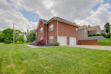 6101 Hudson Creek Dr, Louisville, KY 40291 - photo 3