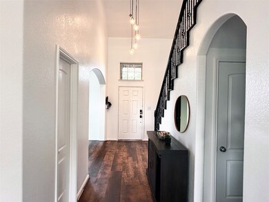 5902 Carnaby Ln, Rosenberg, TX 77471 - photo 2