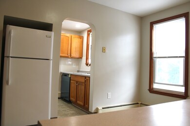 17 Sewall St unit 2, Somerville, MA 02145 - photo 4