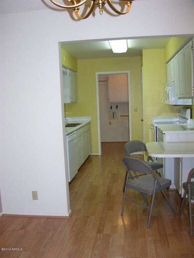 738 S Portland Kitchen 1