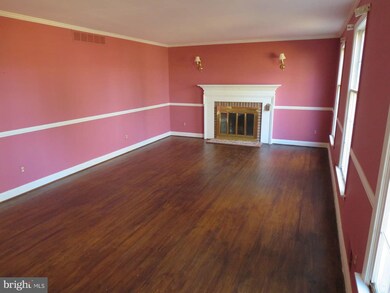 3821 Blenheim Rd, Phoenix, MD 21131 - photo 3