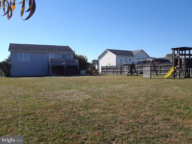 187 Universe Dr, Martinsburg, WV 25404 - photo 2