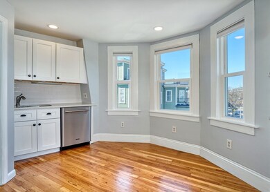 695 E 4th St unit 3, Boston, MA 02127 - photo 5