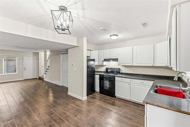 1943 E Bell Ave, Des Moines, IA 50320 - photo 6