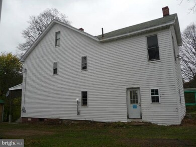 15 Scaling St, Berkeley Springs, WV 25411 - photo 3