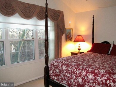 6807 Woodstone Place, Alexandria, VA 22306 - photo 7