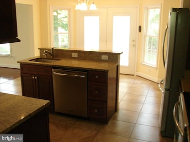 43906 Simmonwood Way, California, MD 20619 - photo 3