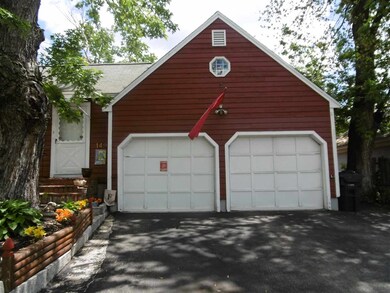 149 Jewett St, Manchester, NH 03103 - photo 2