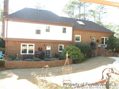 2622 S Edgewater Dr, Fayetteville, NC 28303 - photo 2