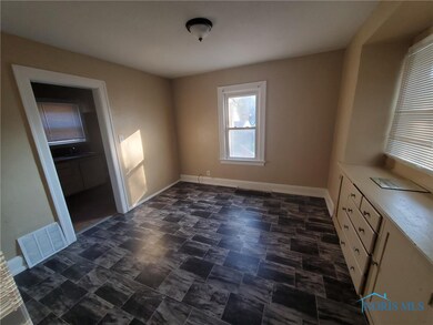 1925 Barrows St, Toledo, OH 43613 - photo 3