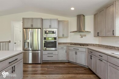 06-Kitchen-ELKO5196