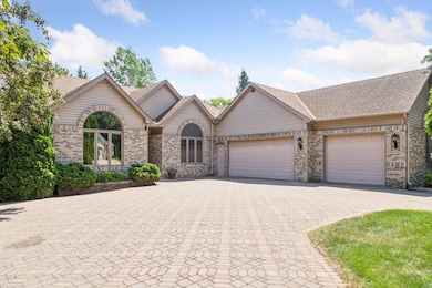 5938 Burke Trail, Inver Grove Heights, MN 55076 - photo 3