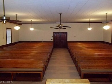 2437 Old Farmer Rd, Asheboro, NC 27205 - photo 4