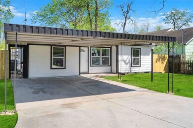 805 Barkley St, Houston, TX 77022 - photo 3