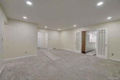 2451 Sanders Place, Bloomfield Hills, MI 48302 - photo 6