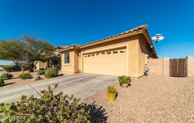 7122 W Hidden River Way - MLS Images-1