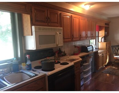 34 Ashwood St, Indian Orchard, MA 01151 - photo 4