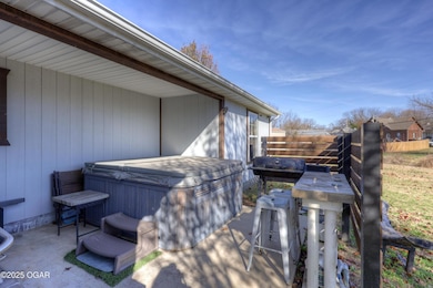 239 S Cedar Cir, Webb City, MO 64870 - photo 3