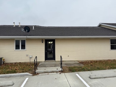 202 S Pine St unit C, Dieterich, IL 62424 - photo 3