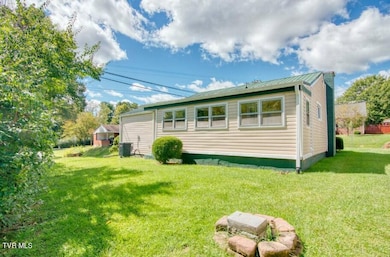 1321 7th Ave, Bristol, TN 37620 - photo 2