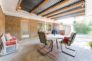 1135 Lindsey Dr, Rosenberg, TX 77471 - photo 5