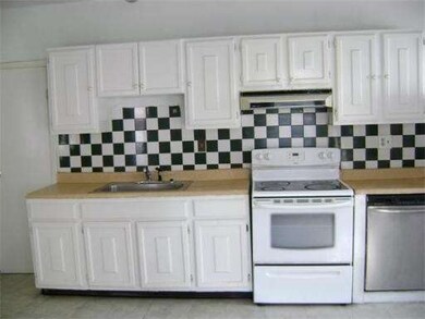 37 Rogers Ave, Lynn, MA 01902 - photo 5