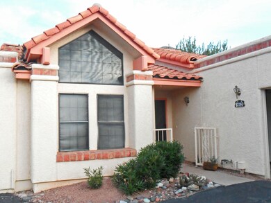 226 E Horizon Cir unit 104, Tucson, AZ 85737 - photo 2