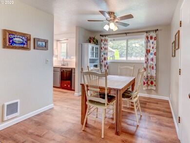 3671 Westward ho Ave, Eugene, OR 97401 - photo 7