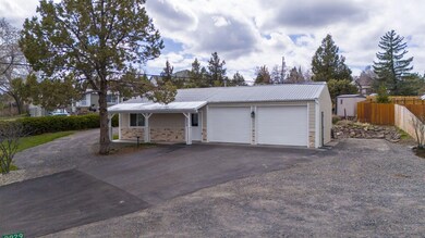 2-web-or-mls-2955 SW 32nd St, Redmond-2