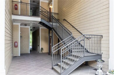 2631 Lockwood Rd unit 202, Fayetteville, NC 28303 - photo 4