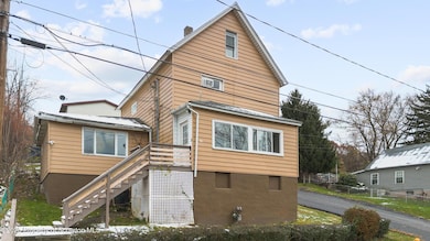 729 Moltke Ave, Scranton, PA 18505 - photo 2