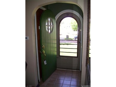 Front Entryway with ceramic tile