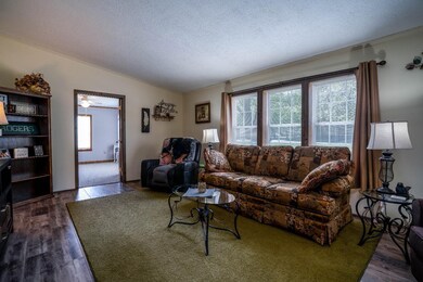 565 E 500 S, La Porte, IN 46350 - photo 6