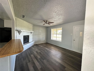 112 Buchanan Blvd, Corsicana, TX 75110 - photo 3