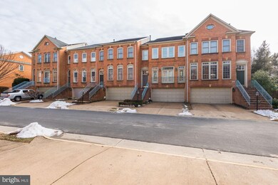 8045 Kidwell Town Ct, Vienna, VA 22182 - photo 3