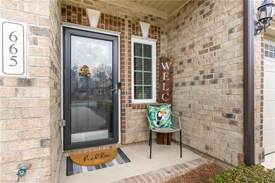 665 Stags Leap Ct, High Point, NC 27265 - photo 2