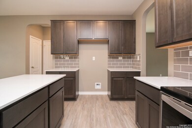5107 Escudero, San Antonio, TX 78261 - photo 7