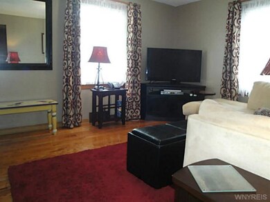Living Room Replacement Windows Throughout the Hou