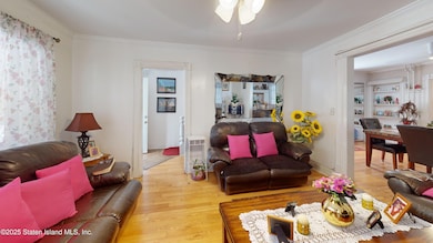 70 Simonson Ave, Staten Island, NY 10303 - photo 6