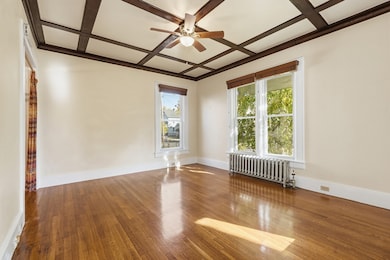 429 Pleasant St, Holyoke, MA 01040 - photo 7