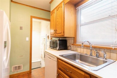 1533 Catasauqua Rd, Bethlehem, PA 18017 - photo 7