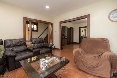 1215 Bergen Ave, Linden, NJ 07036 - photo 4