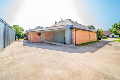 777 Trails End Cir, Hurst, TX 76054 - photo 4