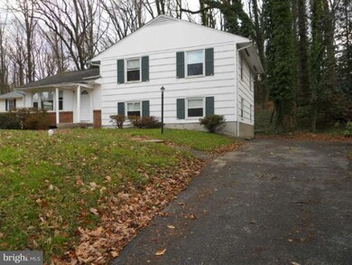 8812 Littlewood Rd, Parkville, MD 21234 - photo 2